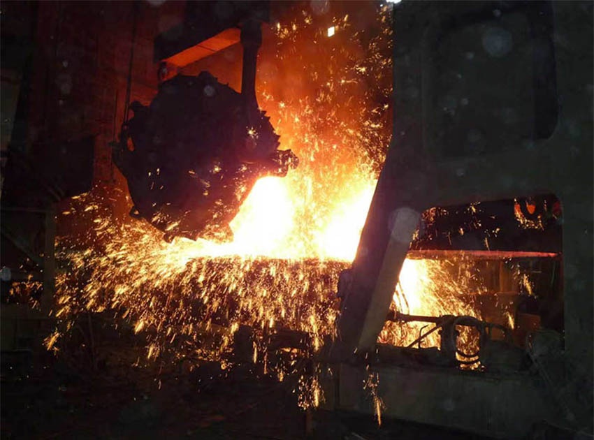 Graphite Electrode Current Density - Refining Furnace