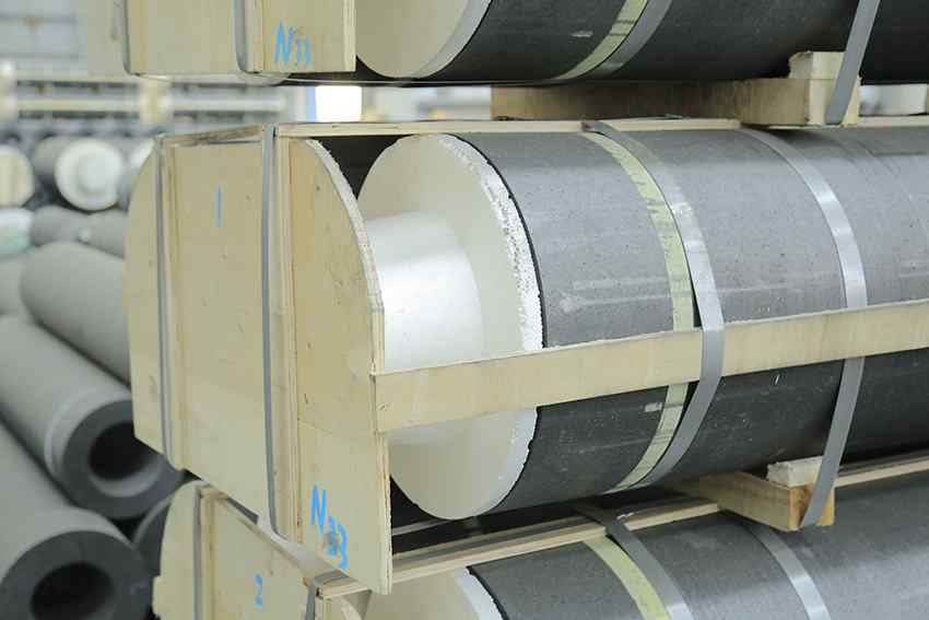 Uses of the Graphite Electrode for Curve Furnace-1_1