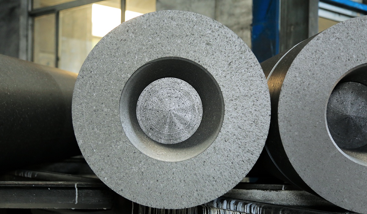 Uhp Graphite Electrode Supplier - HHGRAPHITE